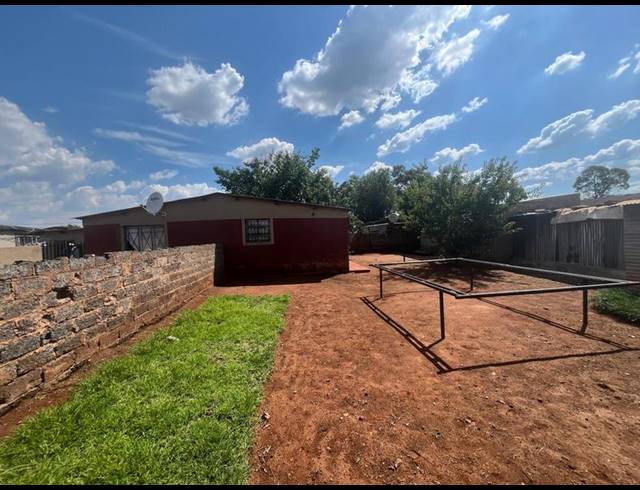 2 BEDROOM HOUSE FOR SALE IN RONDEBULT